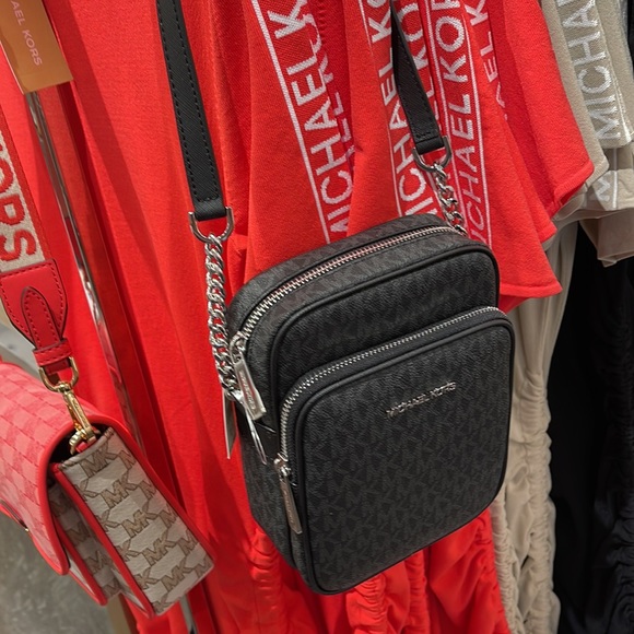 Michael Kors Jet Set Flight Crossbody black - Picture 8 of 10